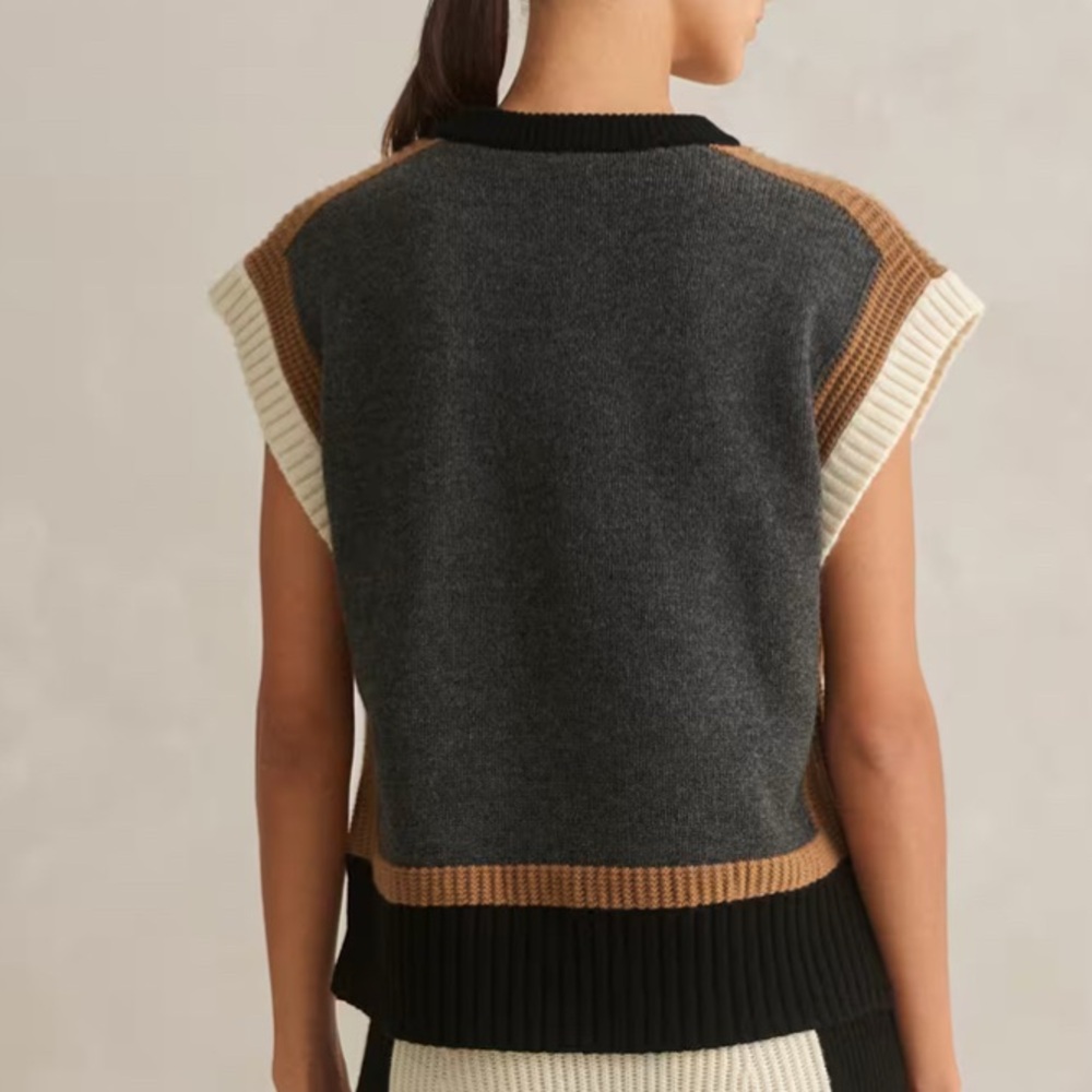 ME+EM Gray and Black Crew Neck Sweater - Picture 2 of 10